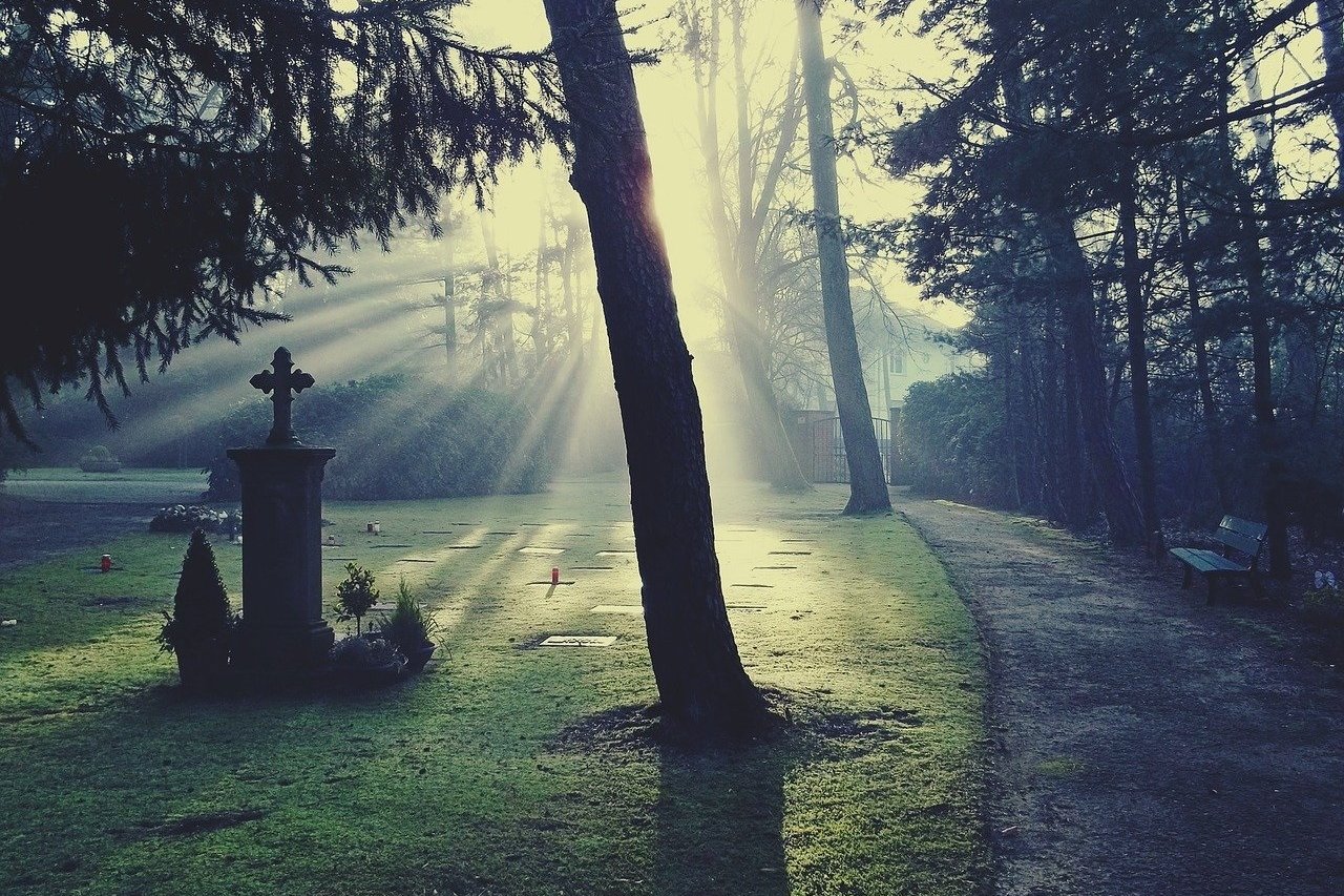 cemetery-883417_1280 (c) pixabay